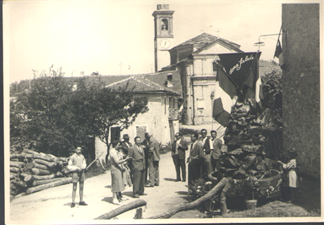 Fontana pubblica presso Casa Mela - 1950
